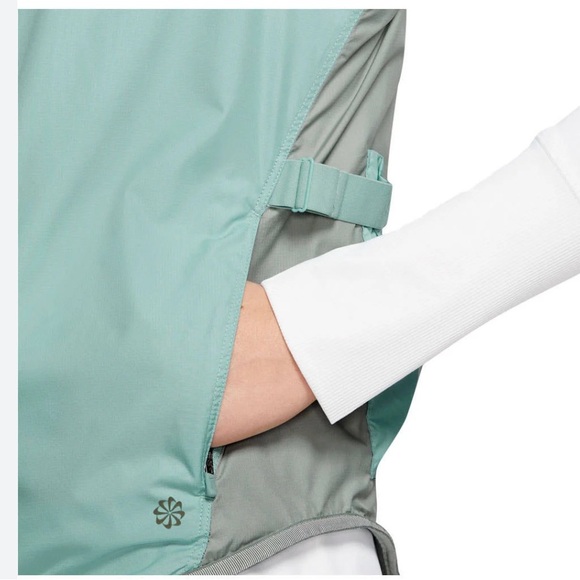 Nike Trail Repel Women's Trail Running Vest - Picture 5 of 17